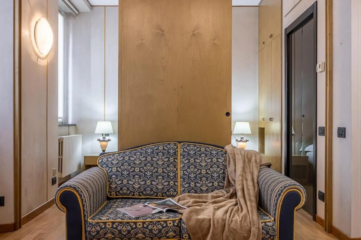 Duomo Suite - B Home Μιλάνο
